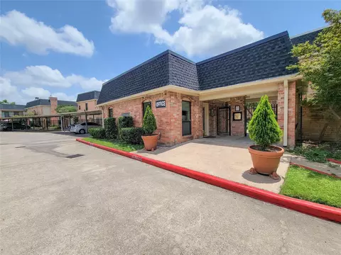 1601 S Shepherd Dr #225, Houston, TX 77019