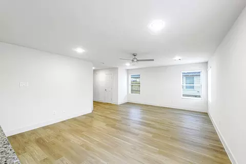 Living - 1005 20th St, Hempstead, TX 77445 photo 3 of 3