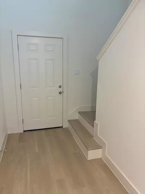Entry Way - 1005 20th St, Hempstead, TX 77445 photo 3 of 3