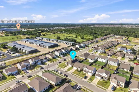 View/Area - 6001 Toby Bnd, Bryan, TX 77807 photo 3 of 4