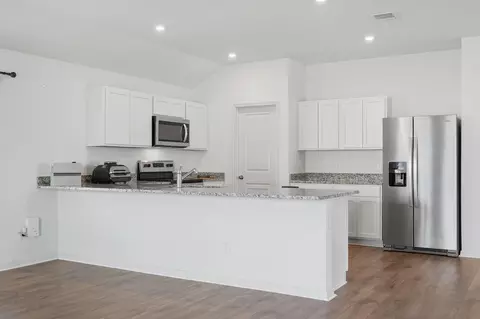 Kitchen - 6001 Toby Bnd, Bryan, TX 77807 photo 2 of 6