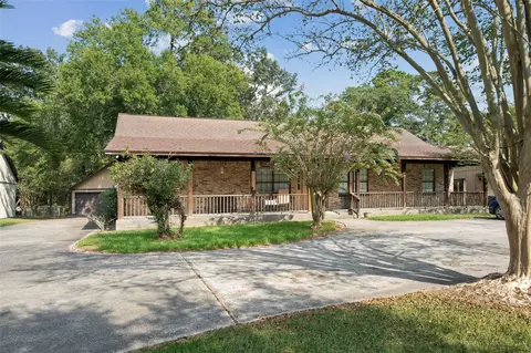 6214 Bayou Blvd, Baytown, TX 77521