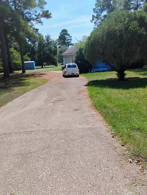 11 Ross Mcbride Ln, Huntsville, TX 77340