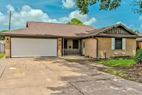 408 N 36th St, Nederland, TX 77627