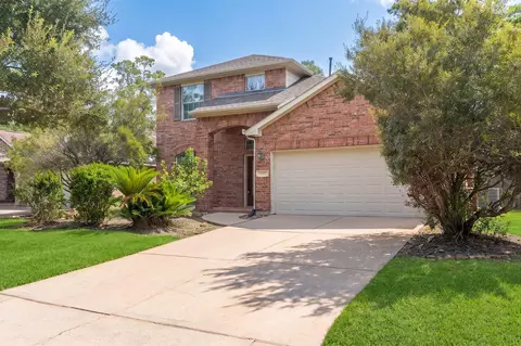 130 S Spinning Wheel Cir, The Woodlands, TX 77382