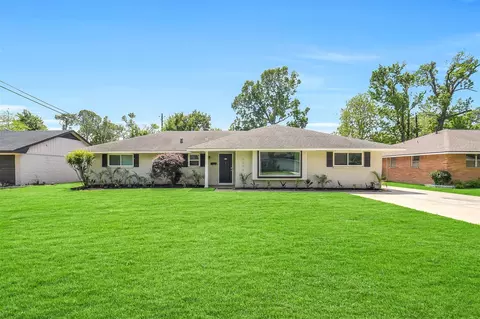 9003 Pitner Rd, Houston, TX 77080