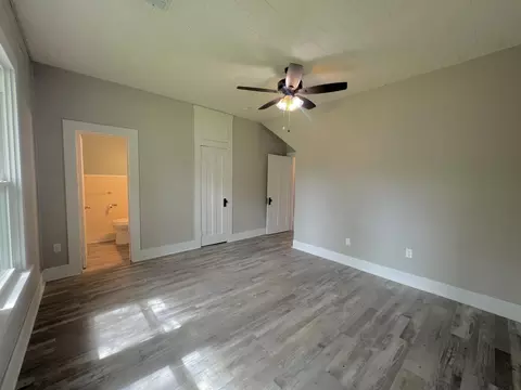Bedroom - 115 Summit St, Schulenburg, TX 78956 photo 3 of 4