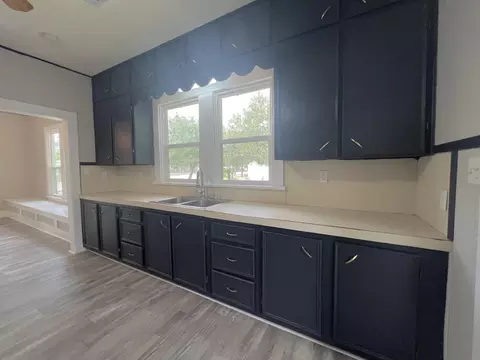 Kitchen - 115 Summit St, Schulenburg, TX 78956 photo 3 of 3
