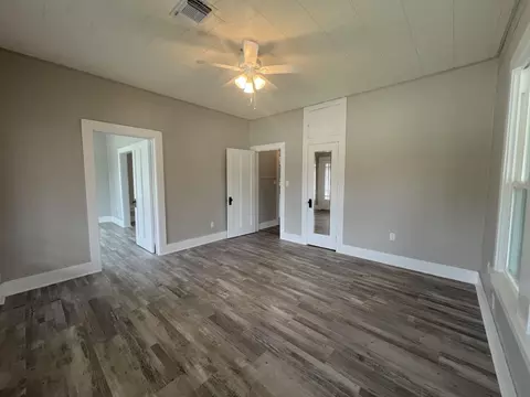 Bedroom - 115 Summit St, Schulenburg, TX 78956 photo 1 of 4