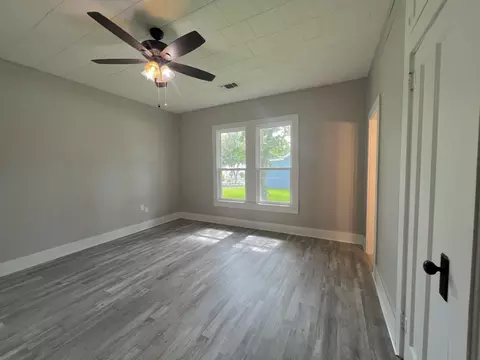 Bedroom - 115 Summit St, Schulenburg, TX 78956 photo 2 of 4