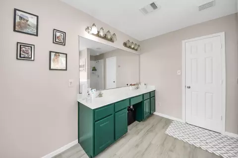Bath - 515 Spindle Ridge Dr, Spring, TX 77386 photo 6 of 6