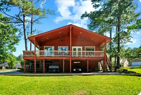 156 Cove Ln, Brookeland, TX 75931