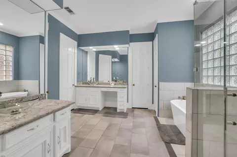 Bath - 16114 Lafone Dr, Spring, TX 77379 photo 5 of 5