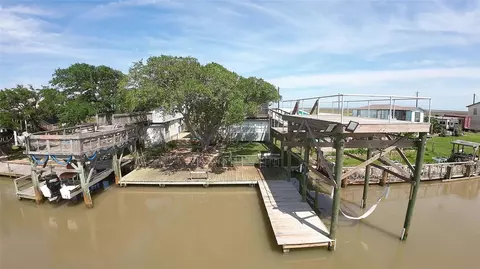 3804 Fm-2031, Matagorda, TX 77457