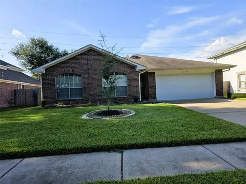 16502 Lancaster Place Dr, Houston, TX 77083