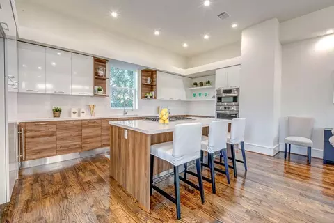 6007 San Felipe #B, Houston, TX 77057