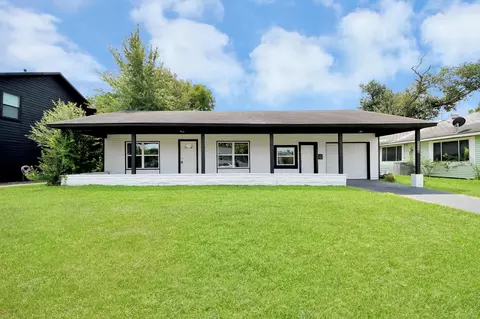 4910 Eppes St, Houston, TX 77021