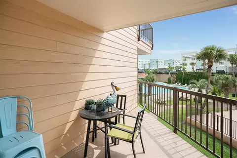 9520 Seawall Blvd #139, Galveston, TX 77554