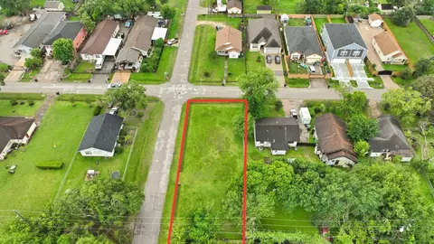 10102 Porto Rico Rd, Houston, TX 77041