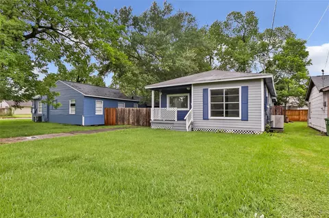 2605 Cornell St, Liberty, TX 77575
