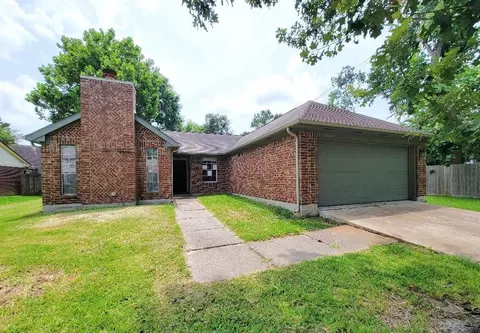 15502 Richford Dr, Friendswood, TX 77546