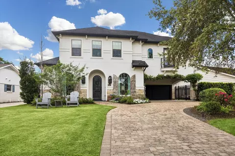 6151 Chevy Chase Dr, Houston, TX 77057