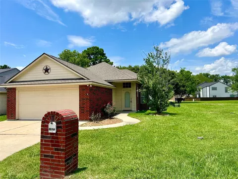 13032 Centaurus Ct, Willis, TX 77318 photo 1