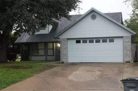 111 Trentwood Cir, Victoria, TX 77901