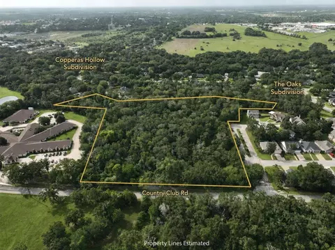 343 Country Club Dr, Caldwell, TX 77836