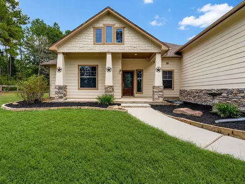 Exterior - 12654 Maxwell St, Willis, TX 77378 photo 11 of 17