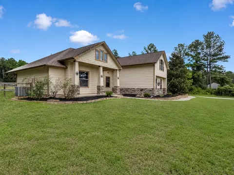 Exterior - 12654 Maxwell St, Willis, TX 77378 photo 12 of 17