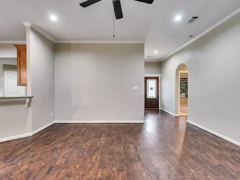 Living - 12654 Maxwell St, Willis, TX 77378 photo 4 of 7