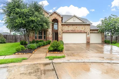 2001 Pine Ledge Rd, Houston, TX 77089 photo 1