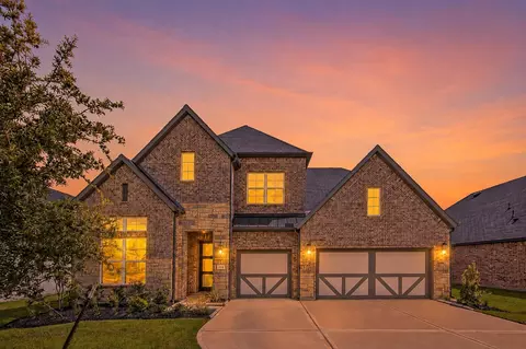 153 Peninsula Point Dr, Montgomery, TX 77356