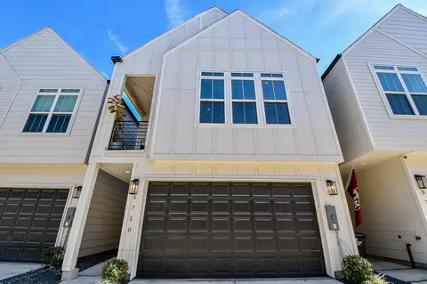 5710 White Magnolia St, Houston, TX 77091