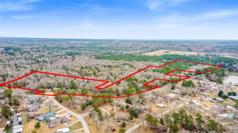 640 Lake Livingston Blvd, Livingston, TX 77351