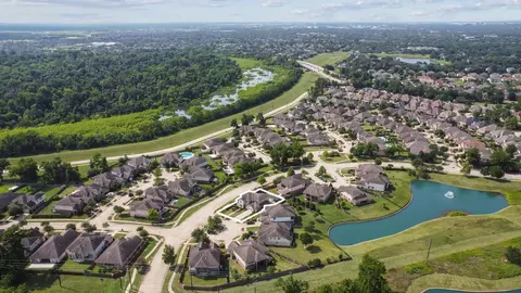 6510 Brady Springs Ct, Sugar Land, TX 77479