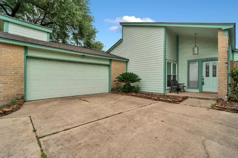 2163 Paso Rello Dr, Houston, TX 77077