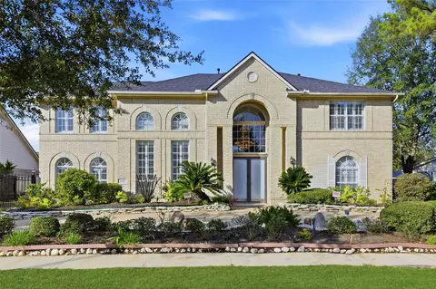 16614 Shorecrest Dr, Houston, TX 77095