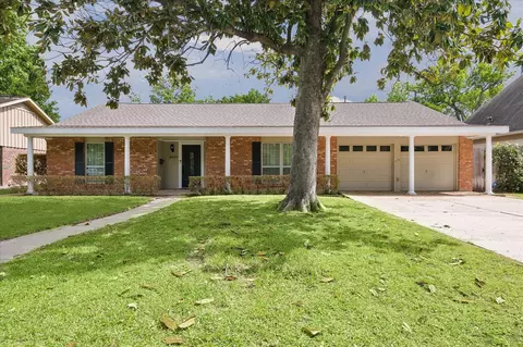 9777 Larston St, Houston, TX 77055