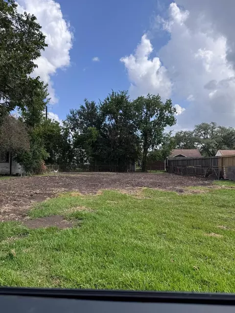4503 Dewberry St, Houston, TX 77021