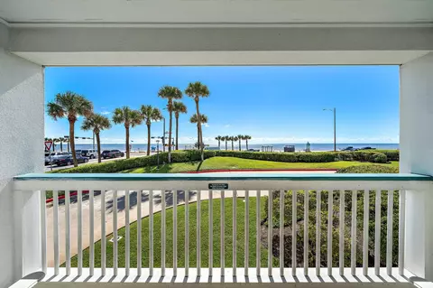 6102 Seawall Blvd #104, Galveston, TX 77551
