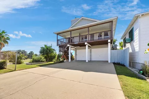 2027 Hollywood Ave, Galveston, TX 77551