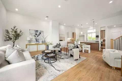 1727 Mary St, Houston, TX 77026