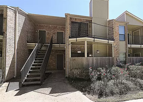 8100 Cambridge St #9, Houston, TX 77054