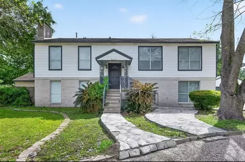 16219 Amcreek Rd, Houston, TX 77068