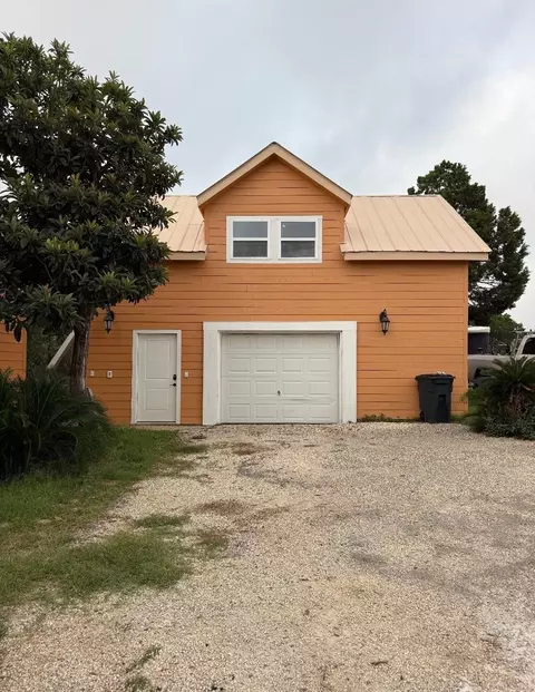 275 Hill Of Contentment, Lakehills, TX 78063
