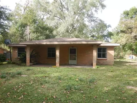 111 N Mcmillan Ave, Kirbyville, TX 75956