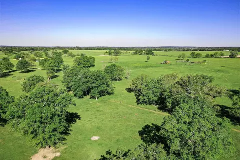 661 B Fm 2550, Huntsville, TX 77320