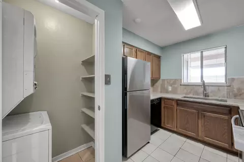 Other - 301- Building D Lakeview Ter, Conroe, TX 77384 photo 1 of 6